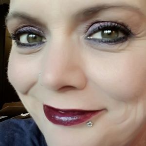 Meet your Posher, Siobhan